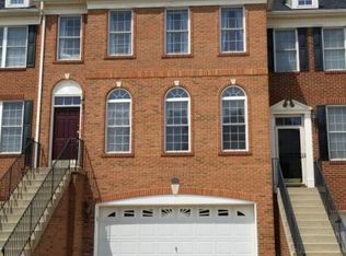 42902 Overly Sq, Chantilly, VA 20152
