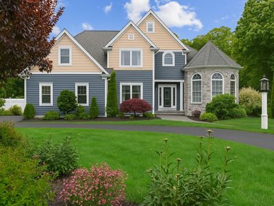 10 Locust Avenue, Oakdale, NY, 11769