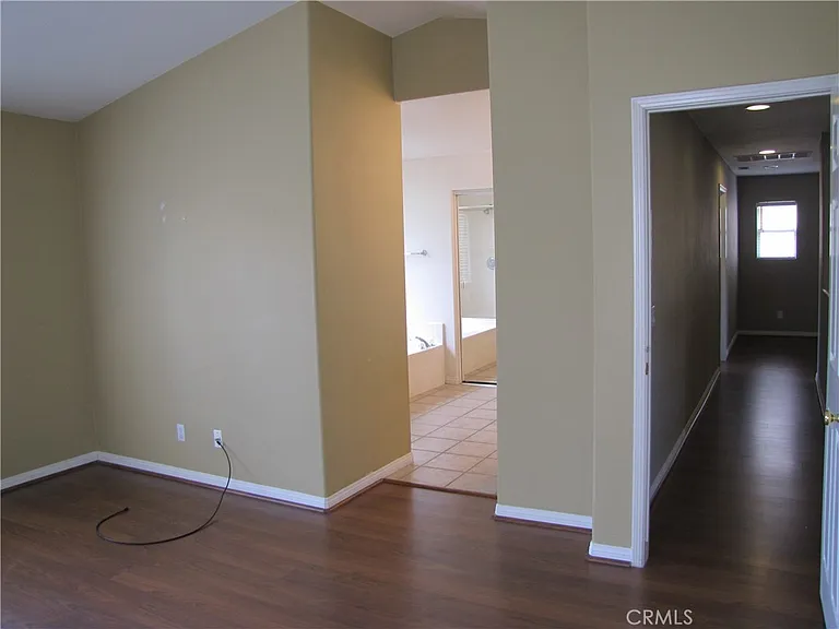 5661 Knollside Way — Photo 14