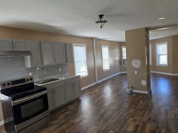 18 Bullard St, New Bedford, MA