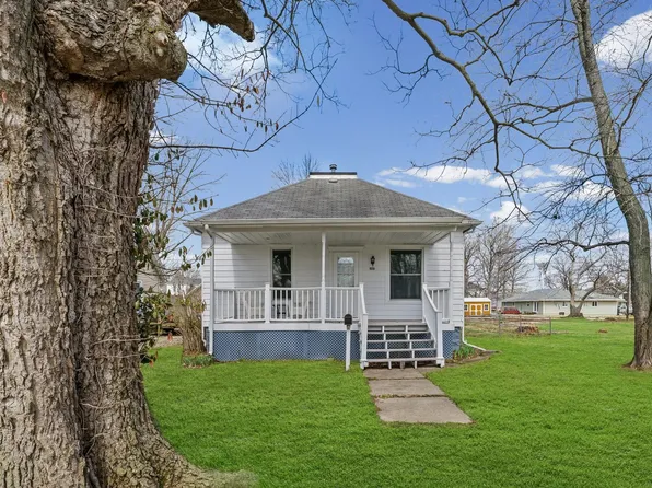 232 W William St, Bement, IL 61813