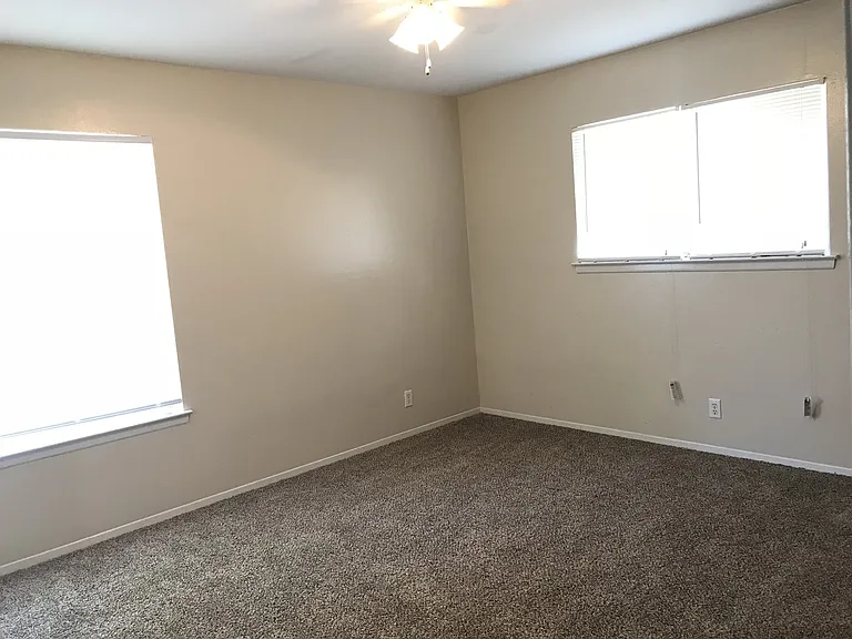 5874 Castle Run — Photo 16