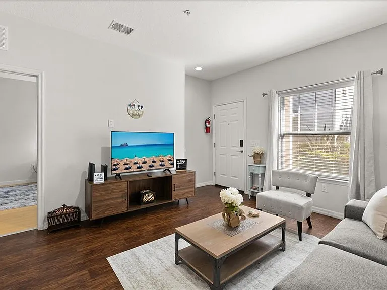 5356 Diplomat Ct #107 — Photo 7