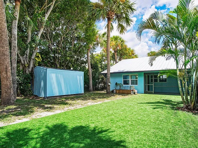 2132 Pelican Ter — Photo 19