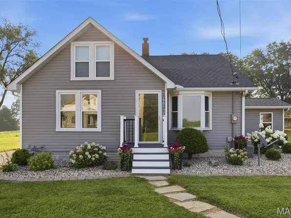 994 Main St, Pocahontas, IL 62275