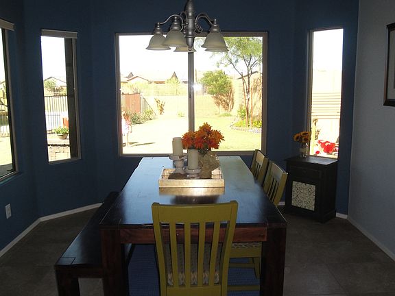 Breakfast Nook with Bay Windows
