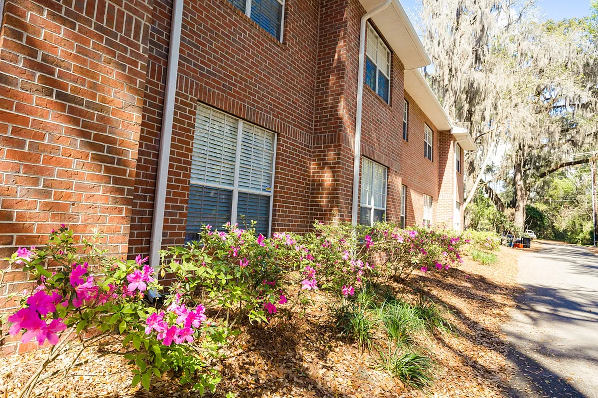 Building Photo - Ansley Terrace