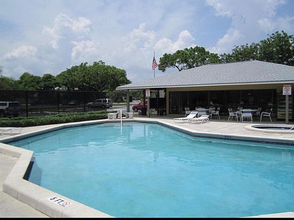 2nd image of 677 Trace Cir #1