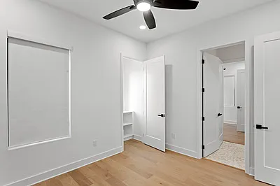 3202 W La Salle St — Photo 80