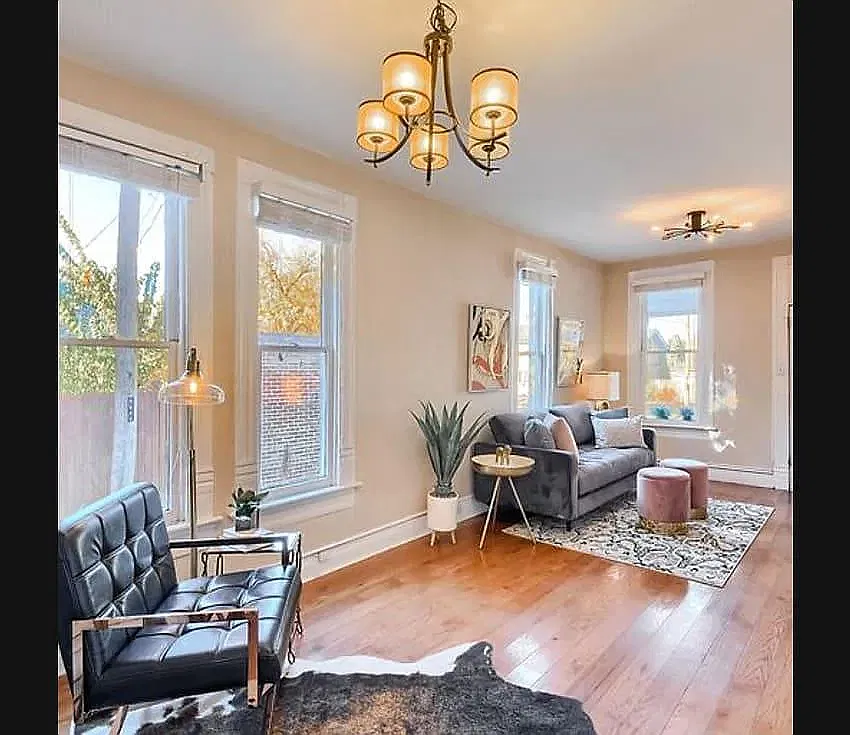3 bed, 2210 sqft, $3,200 — Photo 1