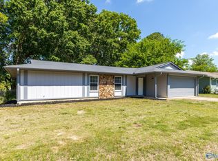 1911 W Tuliptree Dr SE, Huntsville, AL 35803