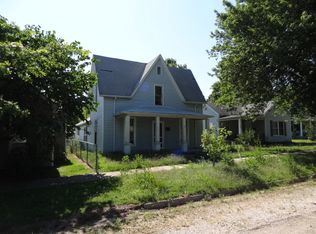 205 N Locust St, Pierce City, MO 65723