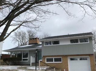 806 S Marvel Dr, Greenville, MI 48838