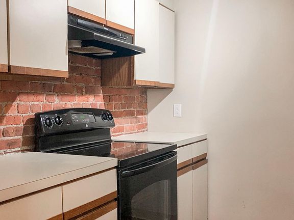 5th image of 87 Gainsborough St APT 201