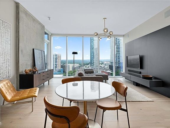 5th image of 301 West Ave Unit 1109