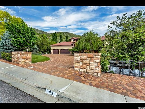 3rd image of 183 S Dry Canyon Dr