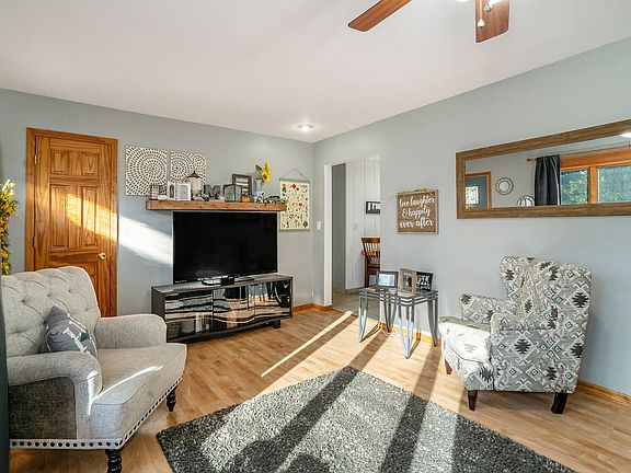 5th image of 516 Parkside Ave NW