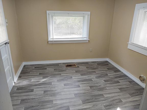 4th image of 2400 Ridgecrest Dr #14701393-H