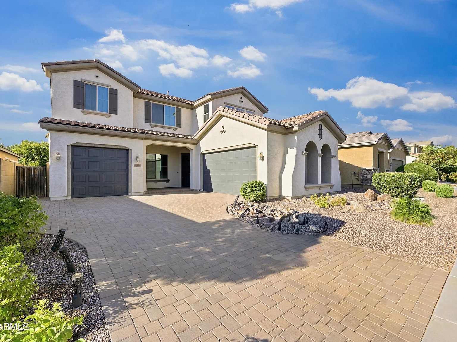 4 bed, 3.5 bath, 3528 sqft, $3,900 — Photo 1
