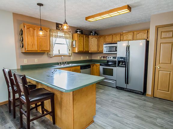 2nd image of 167 Bellevernon Ave