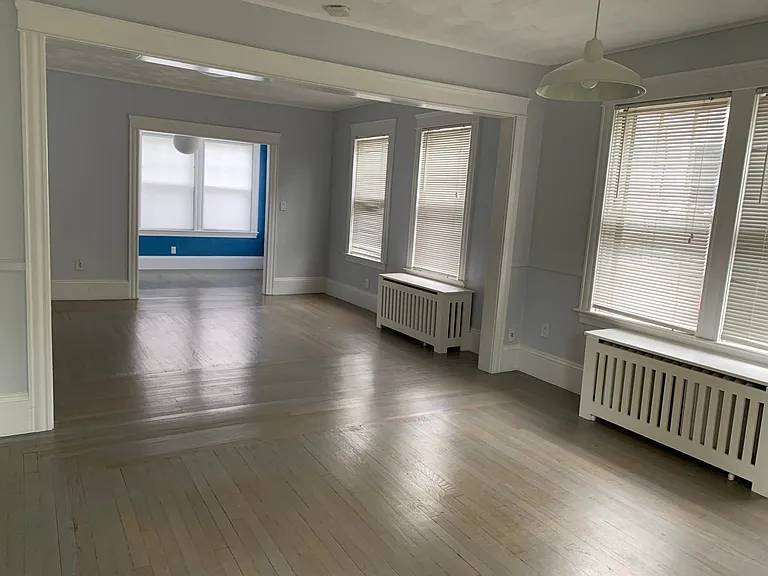 34 Blodgett Ave — Photo 4