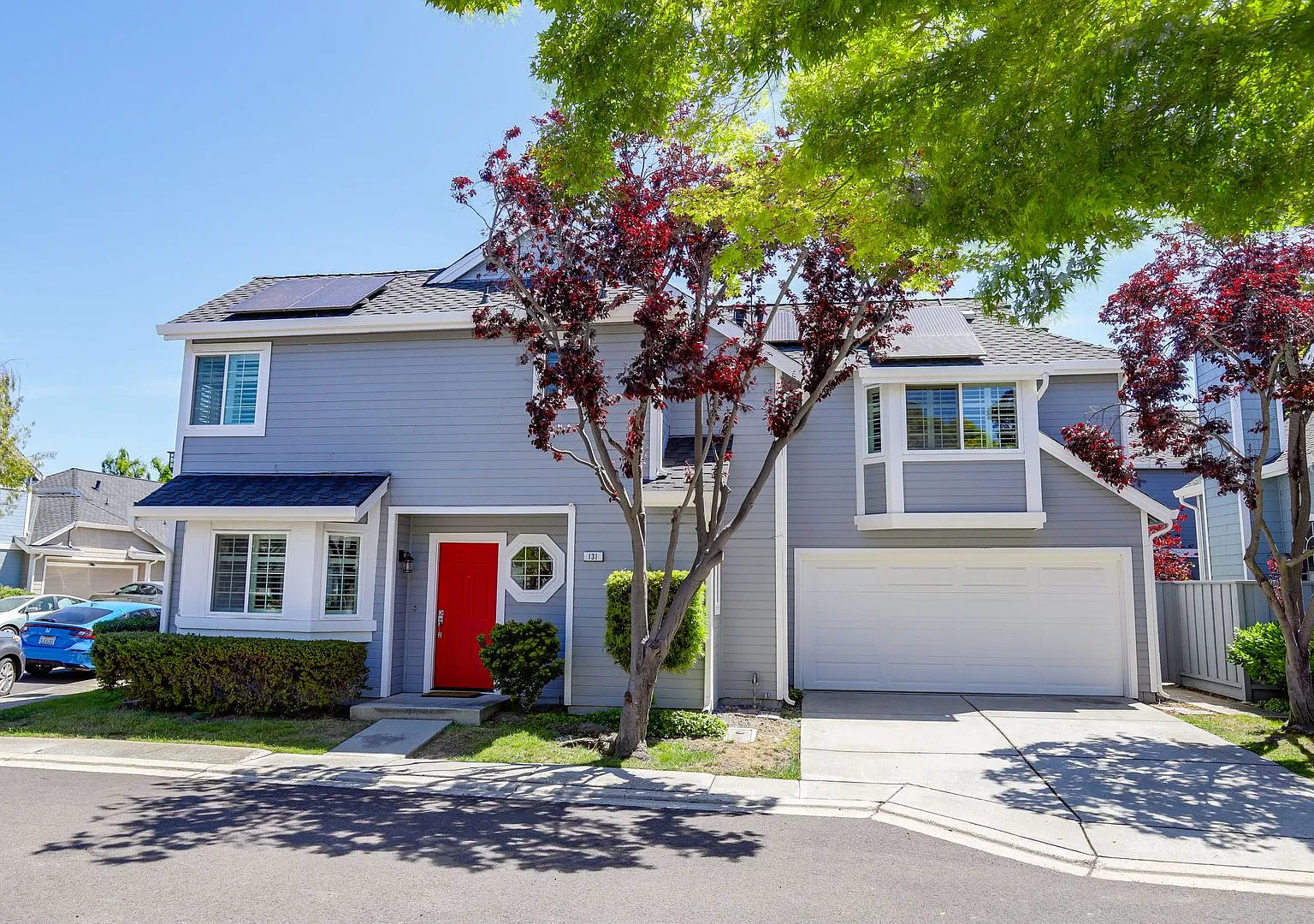 3BR/2.5BA Dog-Friendly Foster City Home with AC, Solar, Pool & 2-Car Garage | YouTube Tour — Photo 3