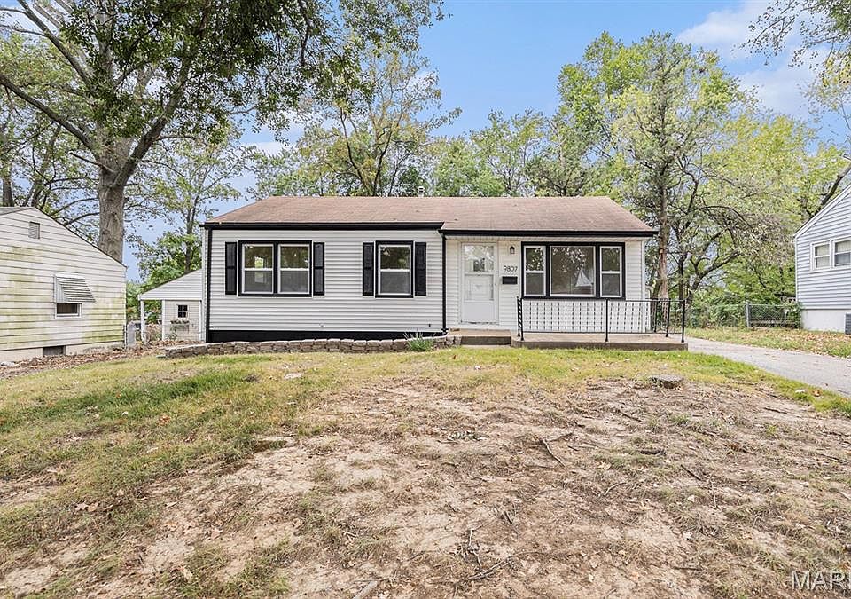 1st image of 9807 Eastdell Dr