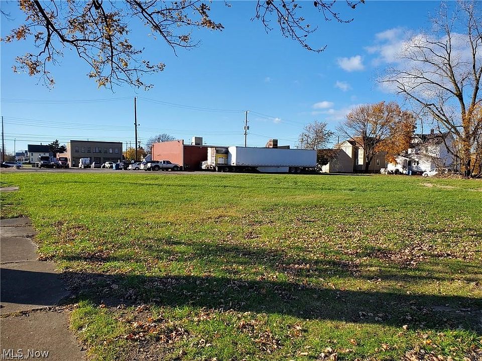 1st image of Elyria Ave