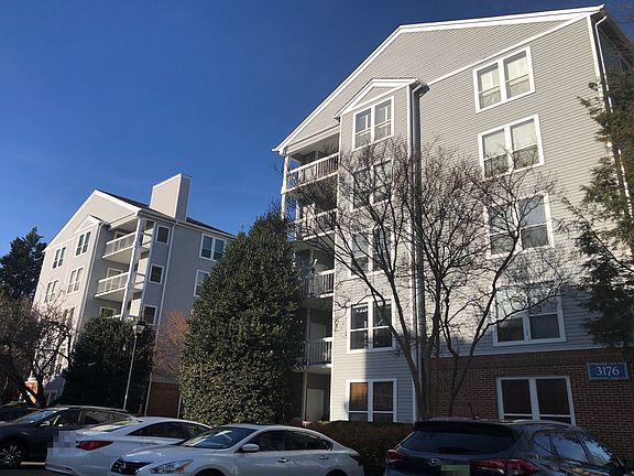 2nd image of 3176 Summit Square Dr