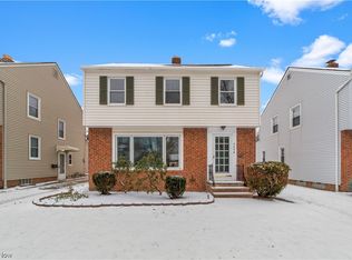 4038 Hinsdale Rd, South Euclid, OH 44121