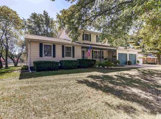 12 Acadia Ct, Springfield, IL 62712