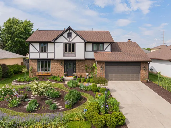 2406 Parkview Dr, Grove City, OH 43123
