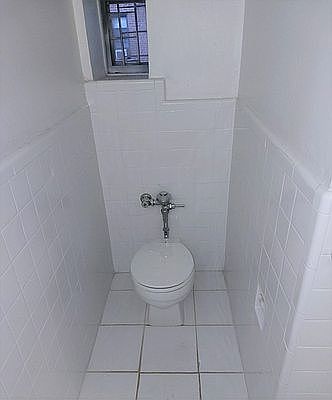 5th image of 72-10 41st Ave #2E