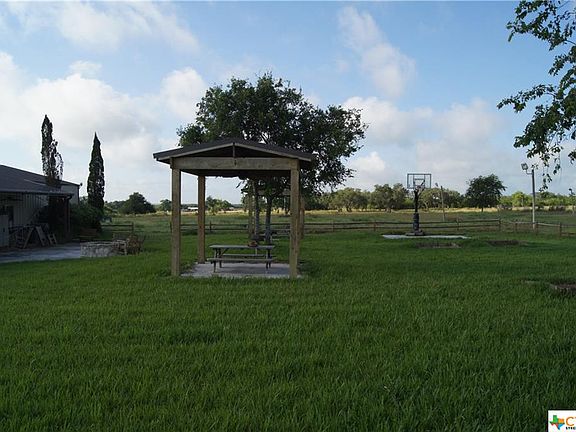 5th image of 838 State Highway 72 W