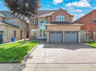 1856 Rosebank Rd, Pickering, ON L1V 6Y1