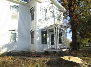 202 North Ave, Plainville, IL 62365