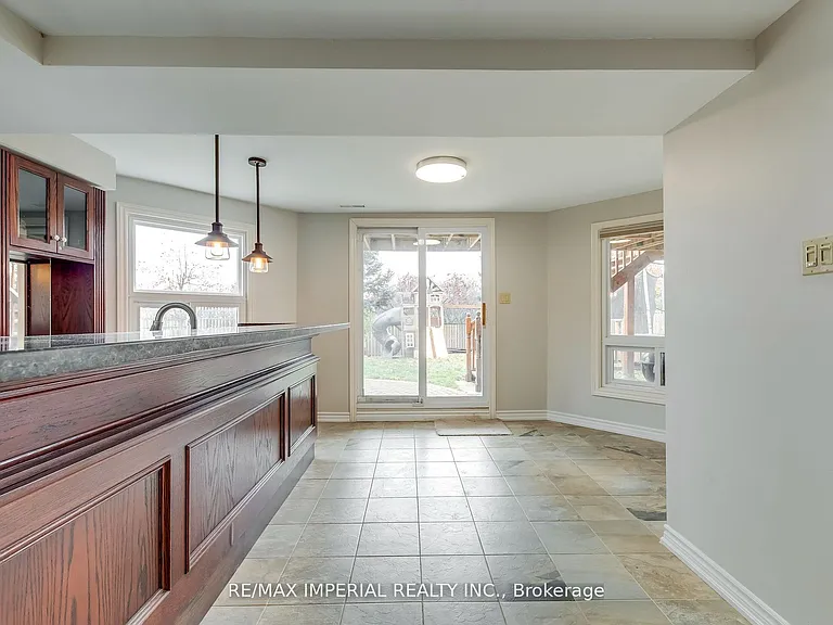 2800 Huntingdon Trl S — Photo 24