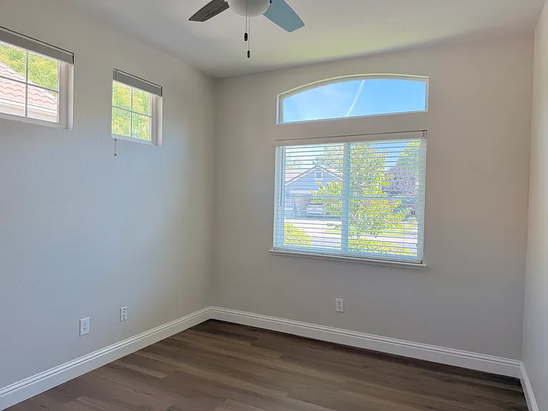 3628 Grand Point Ln — Photo 16