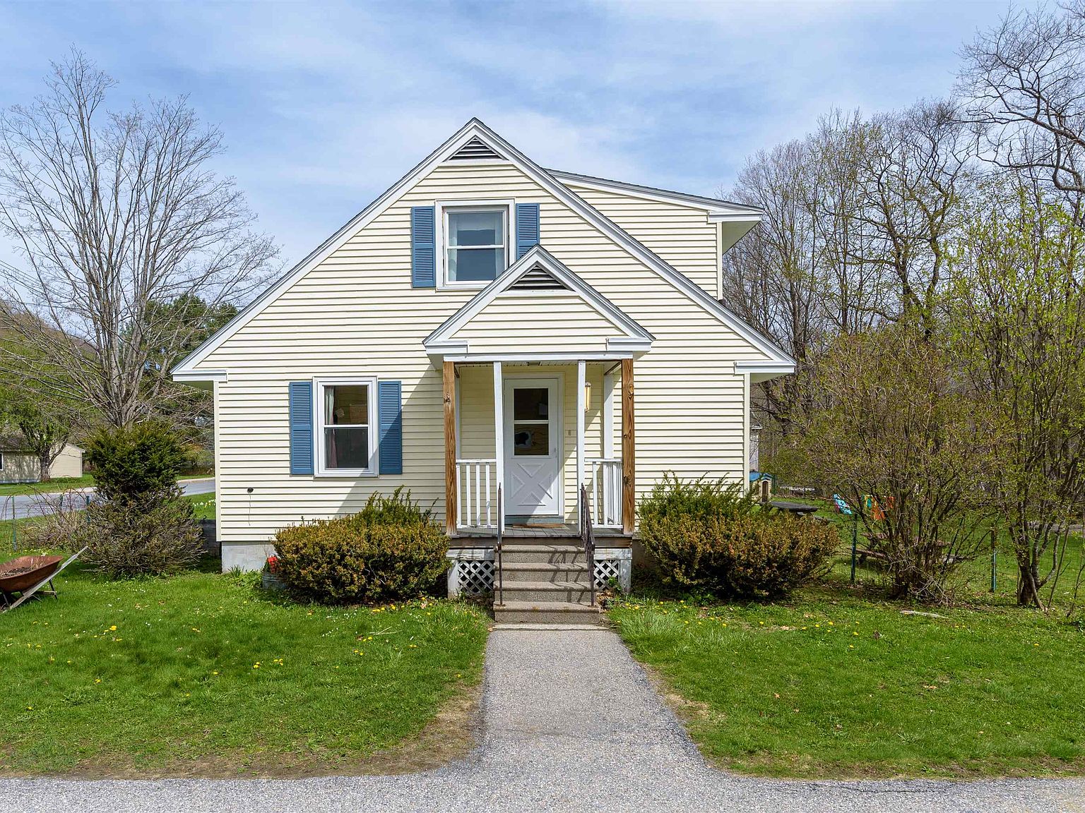 437 Tunnel Street, Readsboro, VT 05350 Zillow