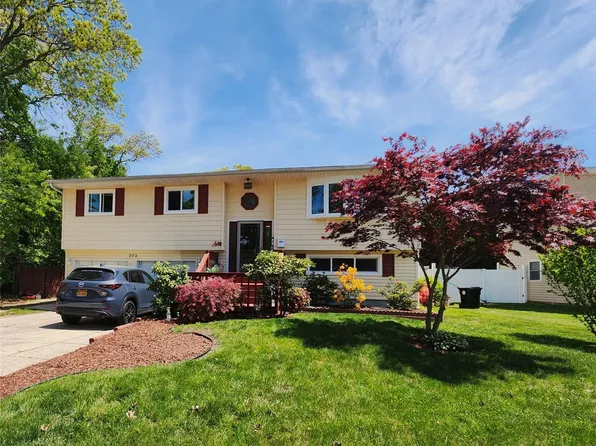 373 Commack Road, Islip, NY 11751