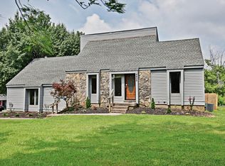4408 Stony Brook Dr, Jeffersontown, KY 40299