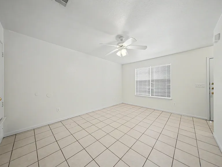 2813 Cantabrian Dr, Killeen — Photo 6