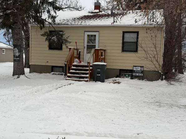 405 Main St, Grenora, ND 58845