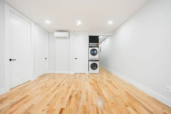 Rented by Blue Sky Management NY Inc | media 4