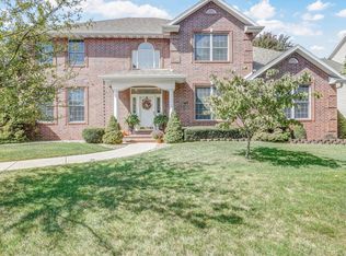 3745 S Forest Ave, Springfield, MO 65807