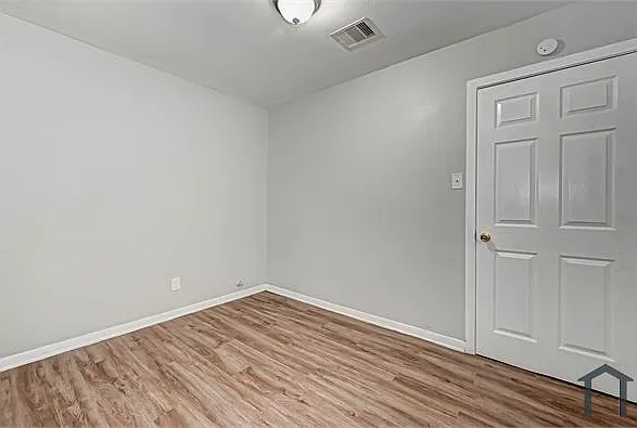 4203 Tavenor Ln — Photo 11