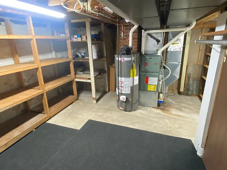 315 W Wausau Ave — Photo 24