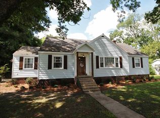 303 Hickory St SE, Hartselle, AL 35640