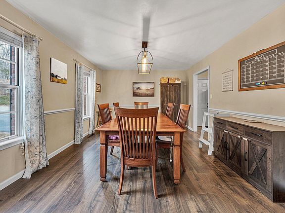 4th image of 6979 Pine Needle Dr