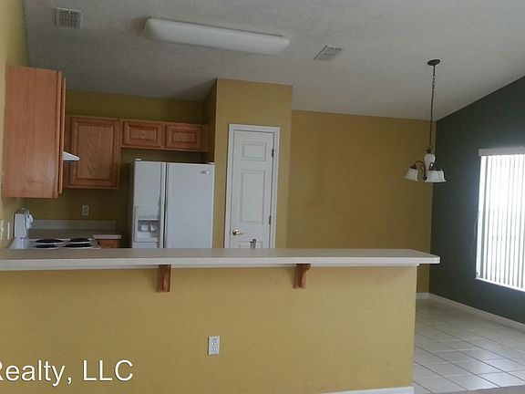 3rd image of 4784 Cumbrian Lakes Dr #0